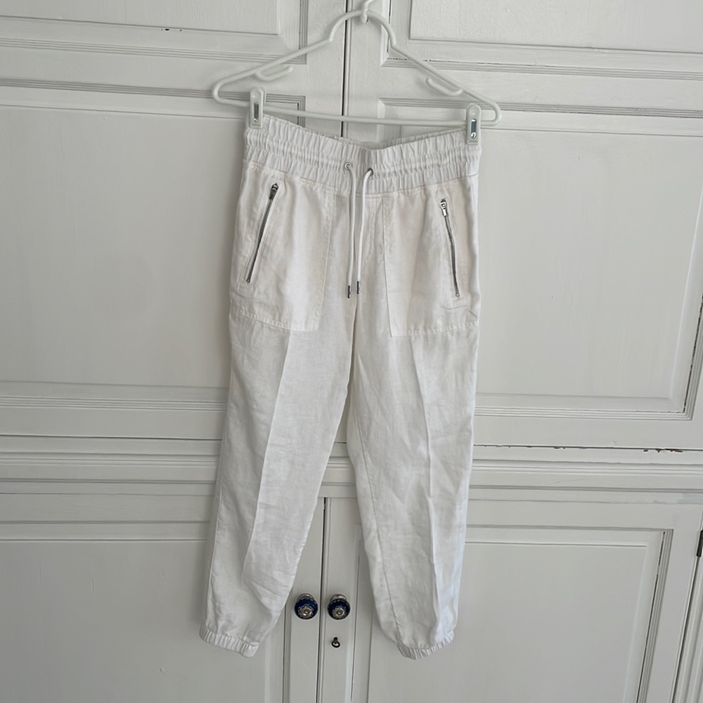 Athlete Cabo White Linen Jogger. Petite 0